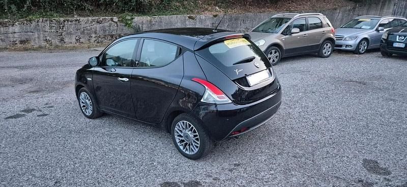 Usata Lancia Ypsilon S 95 CV (69 kW) 2011 Nero Utilitaria