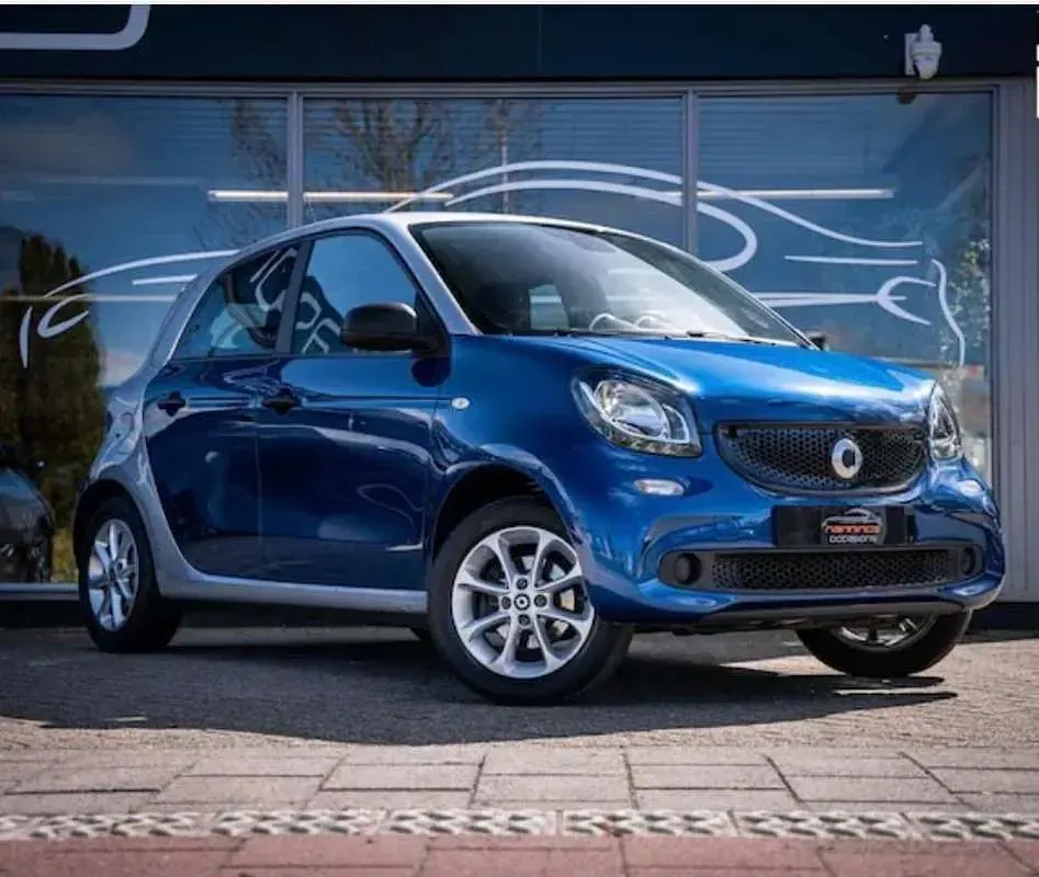 Usata Smart ForFour 71 CV (52 kW) 2017 Utilitaria