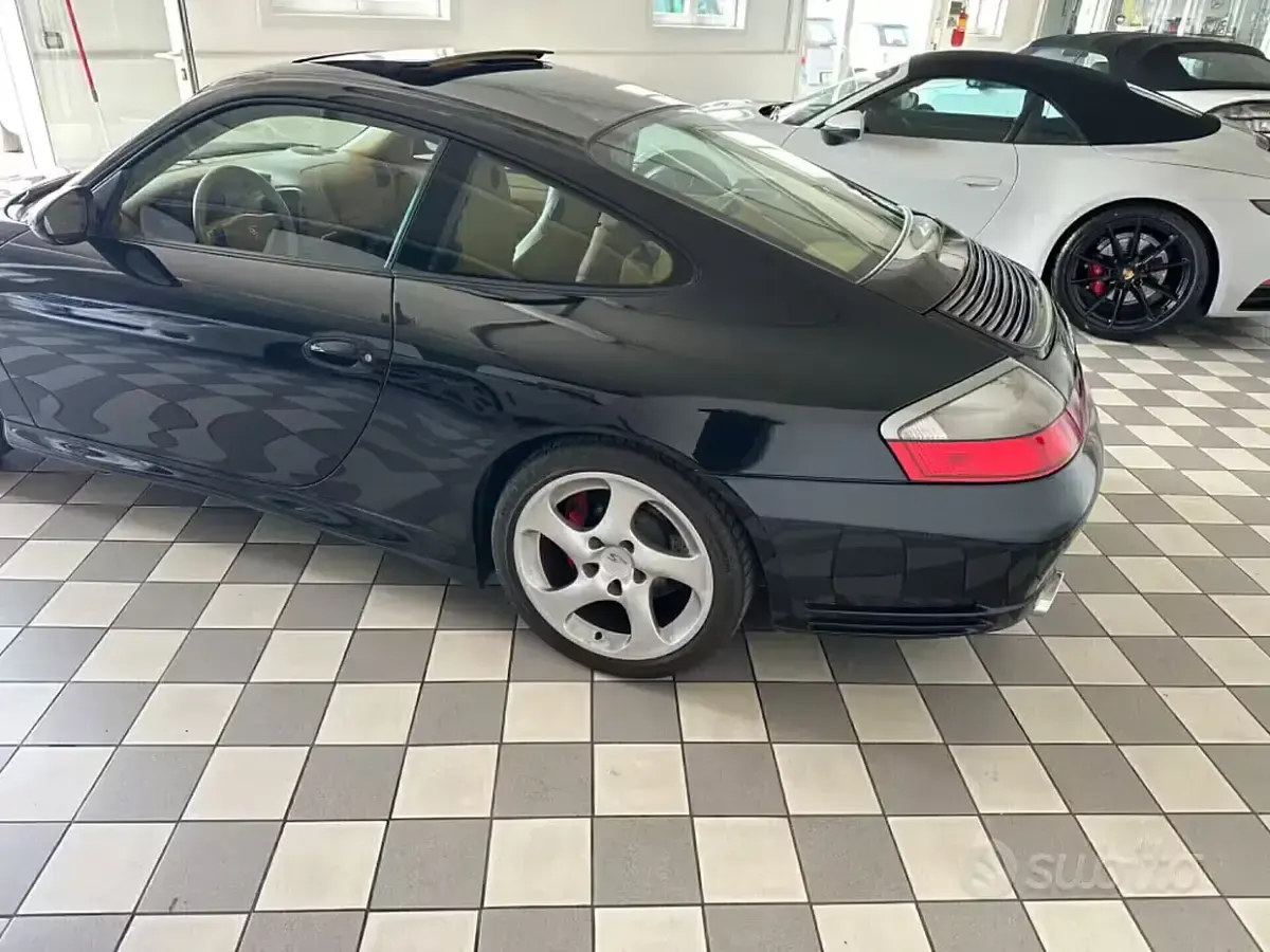 Usata Porsche 996 320 CV (235 kW) 2003 Nero Coupé