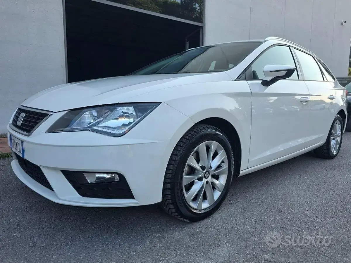Usata Seat Leon ST Style 131 CV (96 kW) 2020 Station wagon