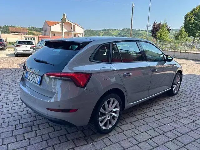Usata Skoda Scala Style 89 CV (65 kW) 2022 Grigio Utilitaria