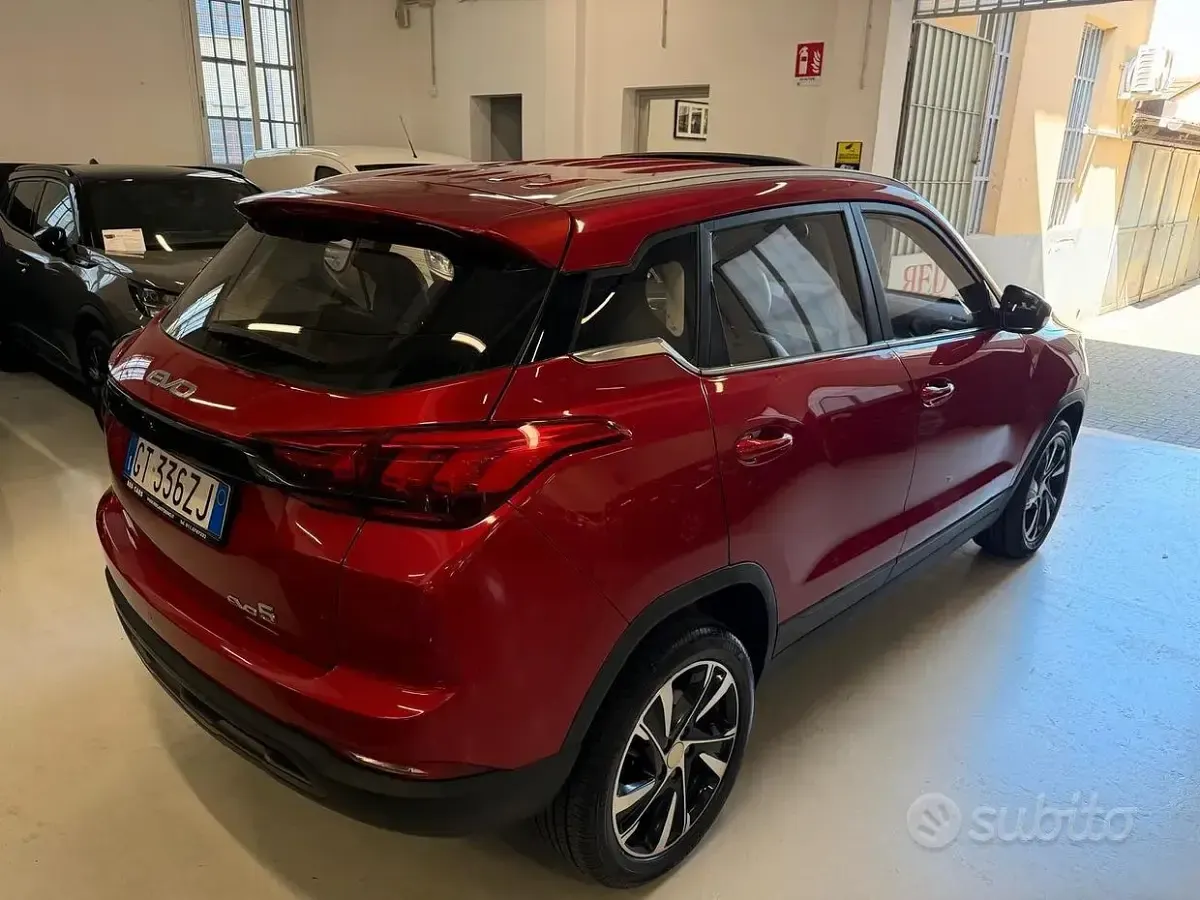 Usata EVO Evo 5 128 CV (94 kW) 2024 Rosso SUV