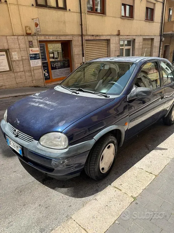 Usata Opel Corsa 60 CV (44 kW) 1999 Bluazzurro Berlina