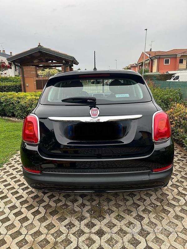 Usata Fiat 500X Pop Star 95 CV (69 kW) 2017 Nero SUV