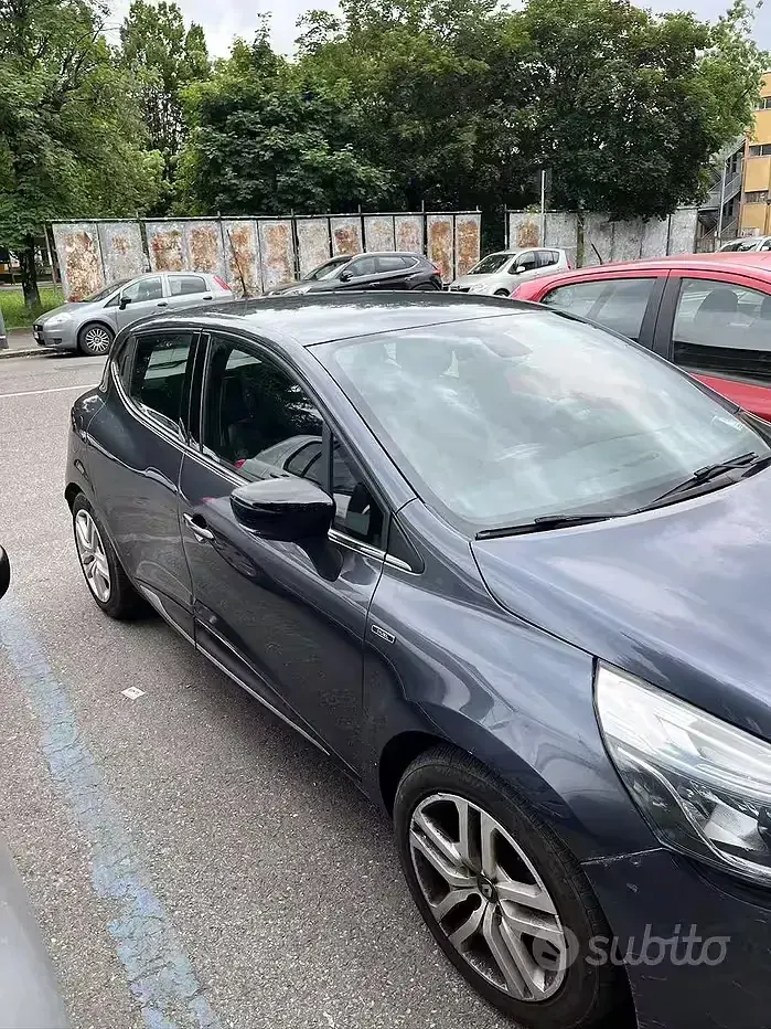 Usata Renault Clio 90 CV (66 kW) 2018 Utilitaria