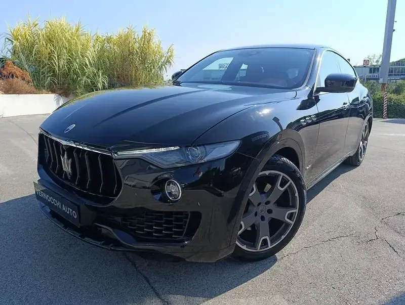 Usata Maserati Levante 349 CV (256 kW) 2018 Nero SUV