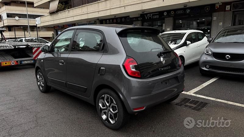 Usata Renault Twingo Intens 95 CV (69 kW) 2020 Grigio Utilitaria