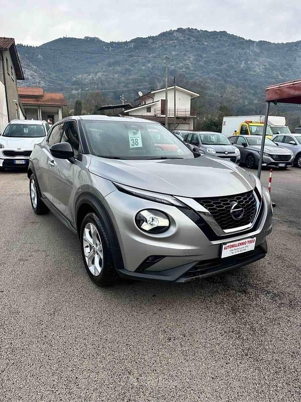 Usata Nissan Juke N-Connecta 114 CV (83 kW) 2026 Gray SUV