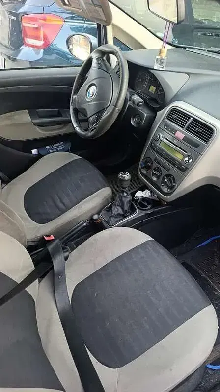 Usata Fiat Grande Punto Dynamic 95 CV (69 kW) 2006 Utilitaria