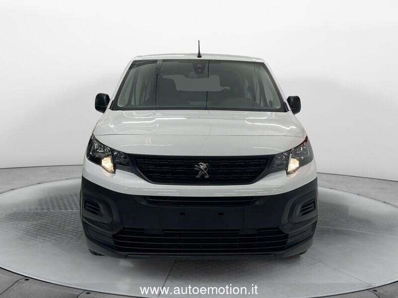 Usata Peugeot Rifter Business-Line 102 CV (75 kW) 2024 Bianco Monovolume