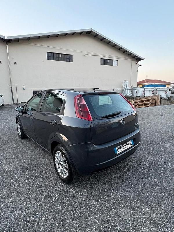 Usata Fiat Grande Punto 75 CV (55 kW) 2008 Utilitaria