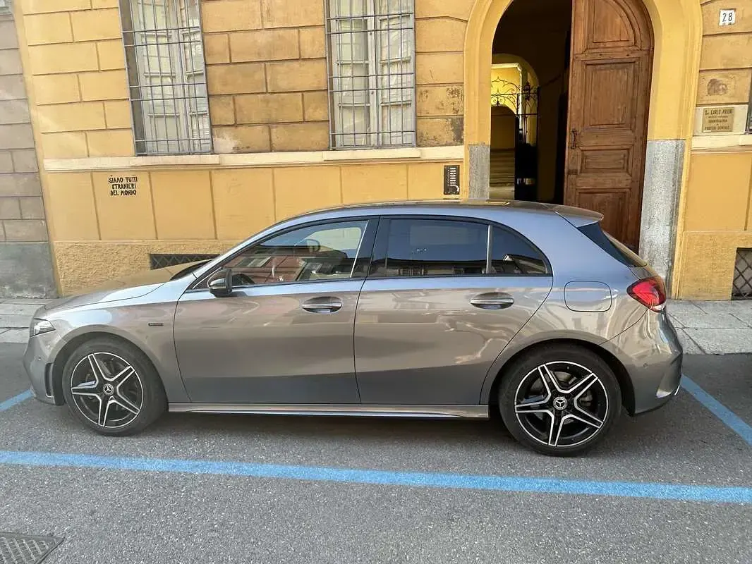 Usata Mercedes A250 Premium 160 CV (117 kW) 2021 Berlina