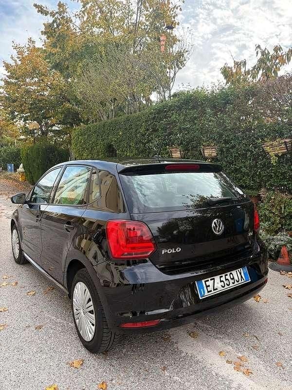 Usata VW Polo Trendline 64 CV (47 kW) 2015 Nero Berlina