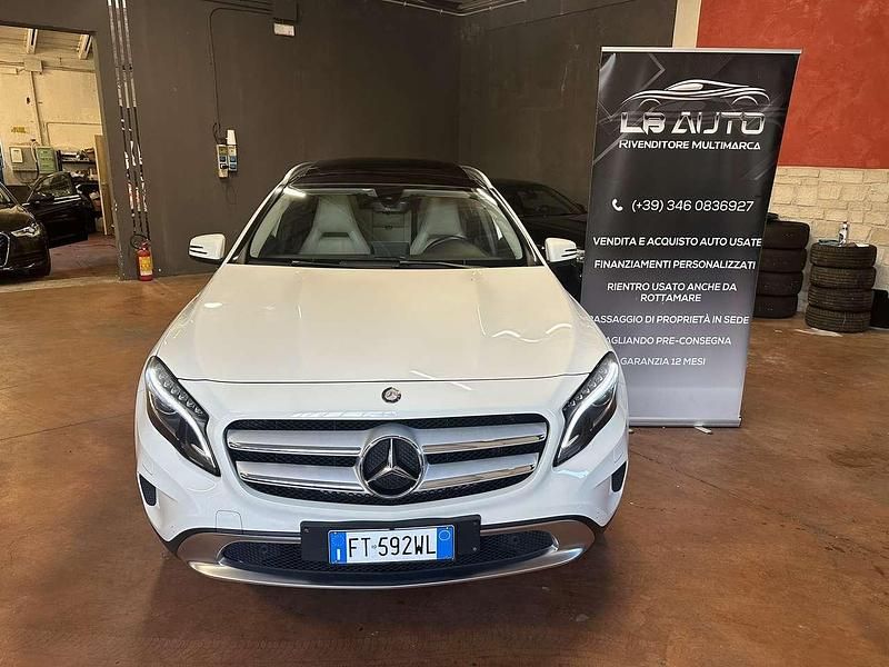 Usata Mercedes GLA220 Premium 177 CV (130 kW) 2016 Other SUV