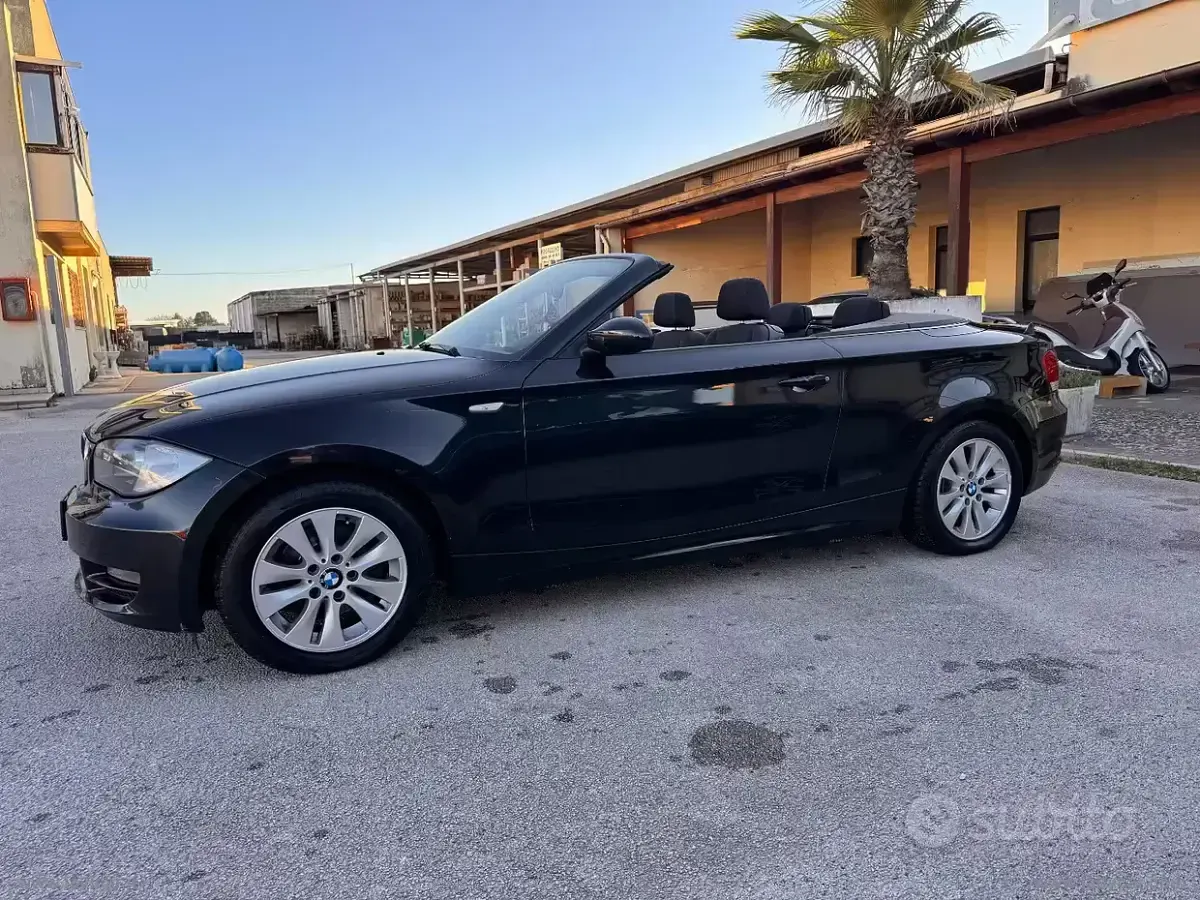 Usata BMW 120 Cabriolet Efficient Dynamics 177 CV (130 kW) 2009 Cabrio