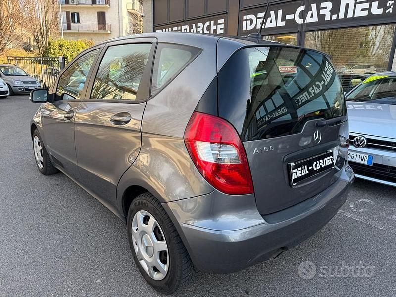 Usata Mercedes A160 Executive 95 CV (69 kW) 2011 Grigio Berlina