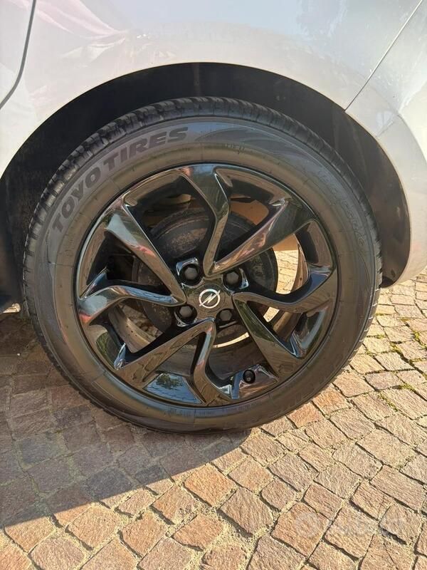 Usata Opel Corsa 75 CV (55 kW) 2018 Bianco Berlina