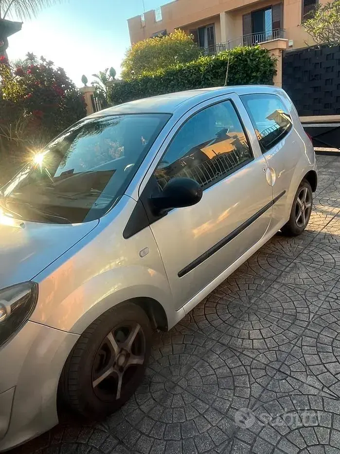 Usata Renault Twingo 75 CV (55 kW) 2009 Grigio Utilitaria