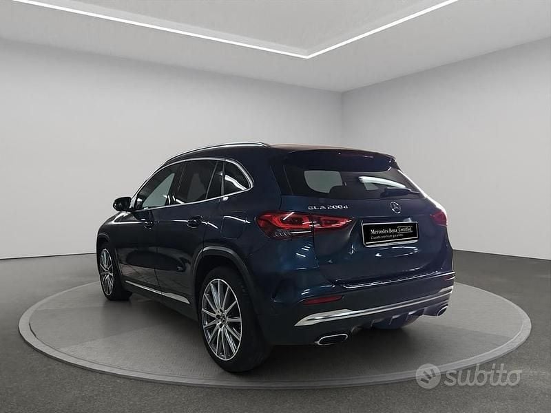 Usata Mercedes GLA200 Premium 150 CV (110 kW) 2023 Blu SUV
