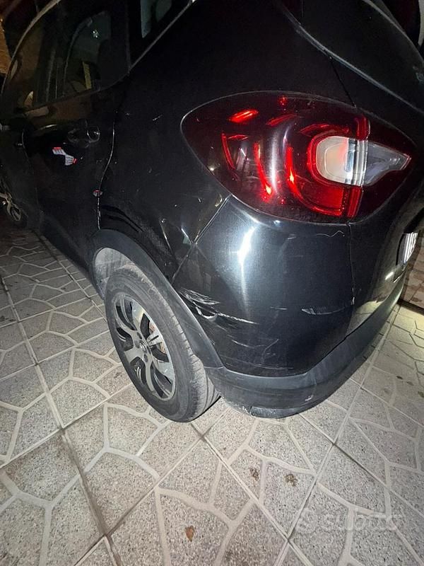 Usado Renault Captur 90 CV (66 kW) 2016 SUV