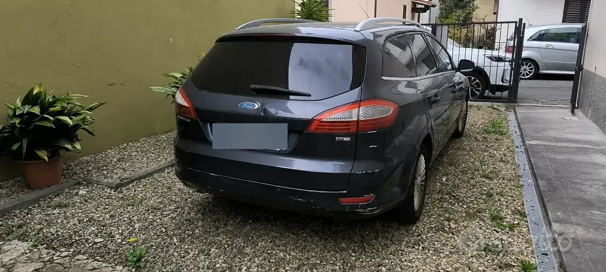 Usata Ford Mondeo 140 CV (102 kW) 2007 Grigio Station wagon