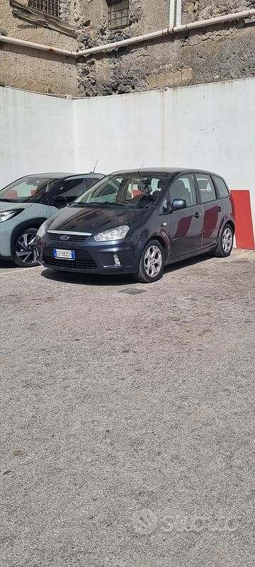 Usata 2010 Ford C-MAX Titanium Monovolume | 2700 € (Buon prezzo) - Immagine 1/4
