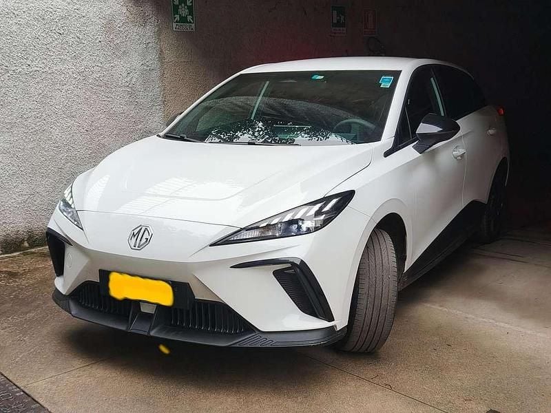 Usata MG MG4 EV 53 kW (73 CV) 2023 Bianco Utilitaria