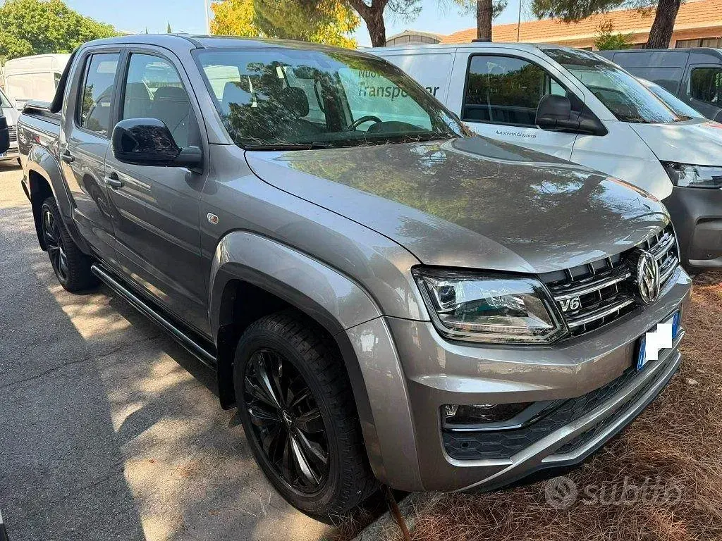 Usata VW Amarok 258 CV (189 kW) 2019 Grigio Pick-up