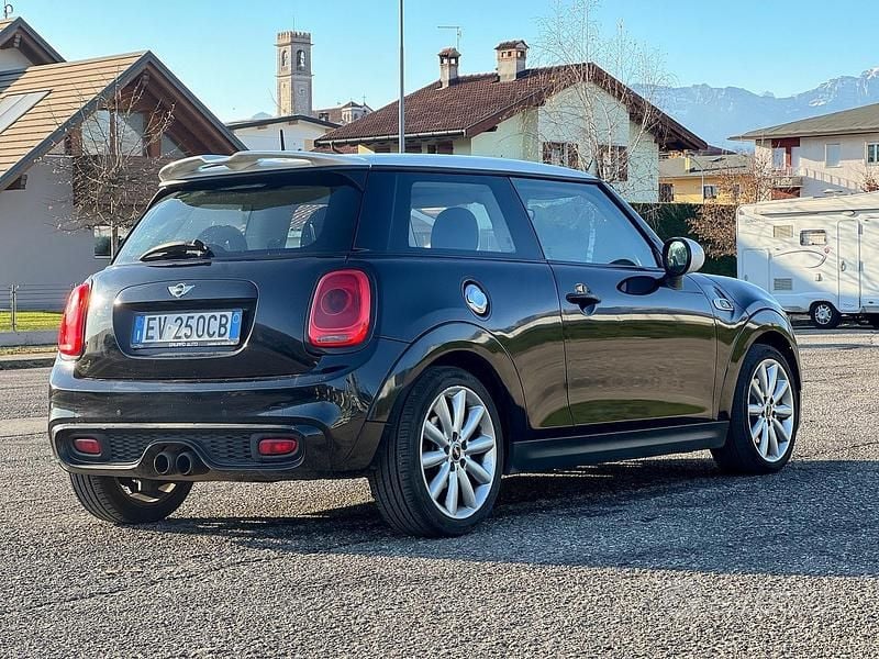 Usata Mini Cooper S 192 CV (141 kW) 2014 Nero Utilitaria