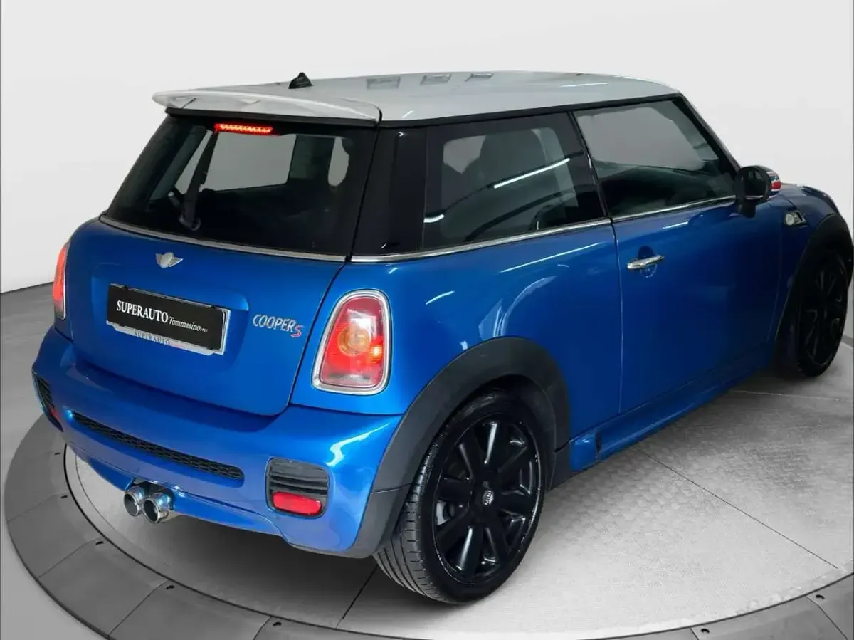 Usata Mini Cooper S Chili 174 CV (127 kW) 2006 Blu/azzurro Utilitaria