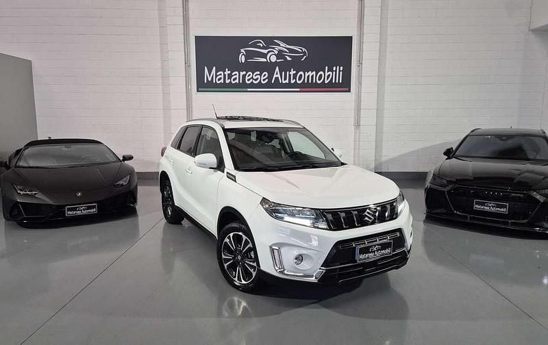 Usata Suzuki Vitara 102 CV (75 kW) 2023 Bianco SUV