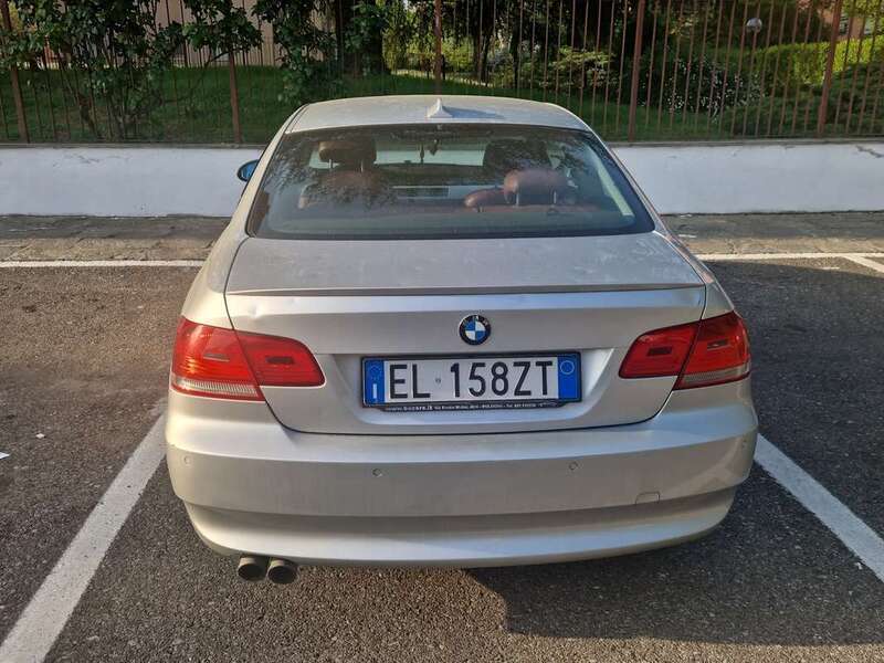 Usato 2008 BMW 325 3.0 Benzin 218 CV (8.000 €)