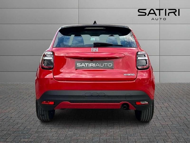 Nuova Fiat 600 110 CV (80 kW) 2026 Rosso passione pastello SUV