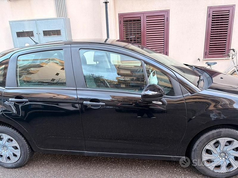 Usata Citroën C3 61 CV (44 kW) 2015 Nero Utilitaria
