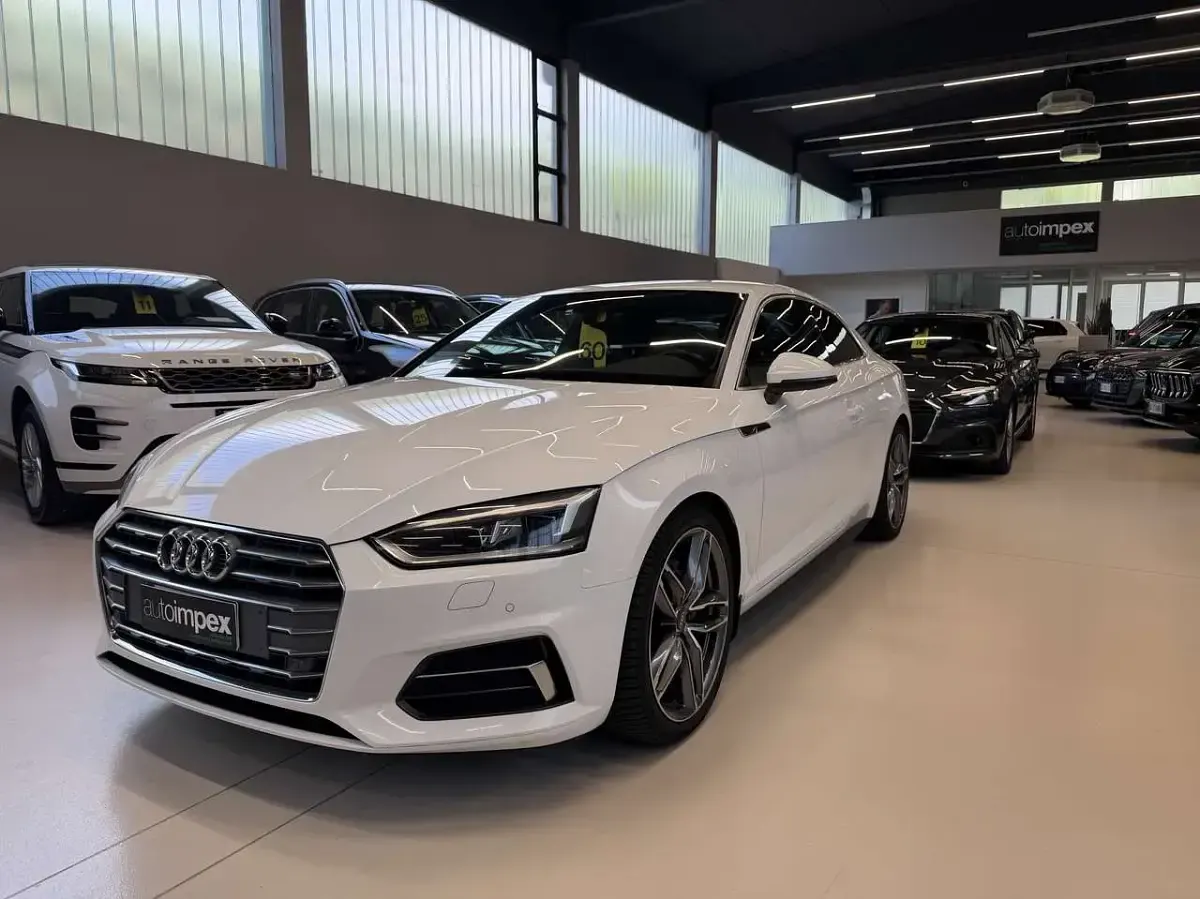 Usata Audi A5 Sport 190 CV (139 kW) 2017 Bianco Coupé