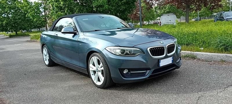 Usata BMW 220 Sport Line 190 CV (139 kW) 2017 Cabrio