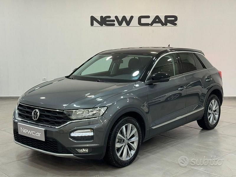 Usata VW T-Roc Style 116 CV (85 kW) 2018 Grigio SUV
