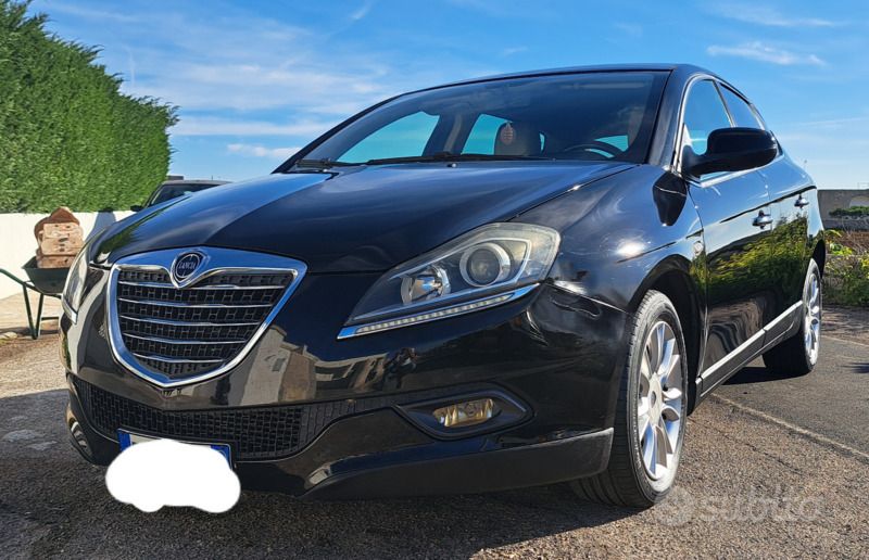 Usata Lancia Delta Gold 105 CV (77 kW) 2012 Nero Utilitaria