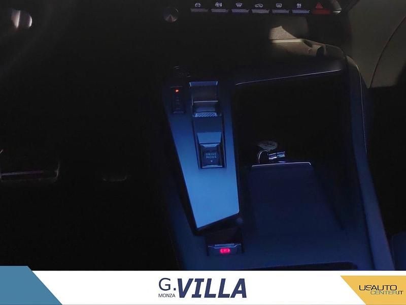Usata Peugeot 308 GT 131 CV (96 kW) 2022 Nero Berlina