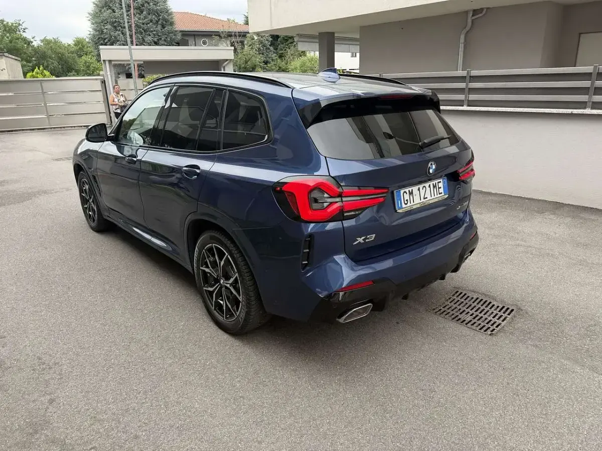 Usata BMW X3 M Sport 190 CV (139 kW) 2023 Blu/azzurro SUV