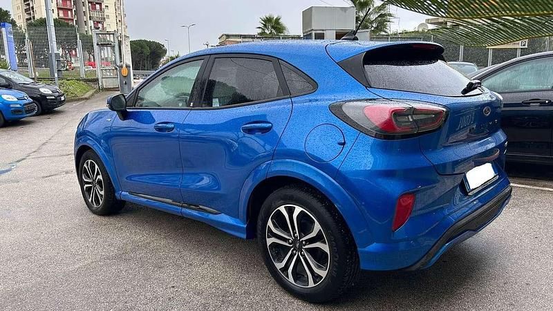 Usata Ford Puma ST-Line 125 CV (91 kW) 2022 Desert island SUV