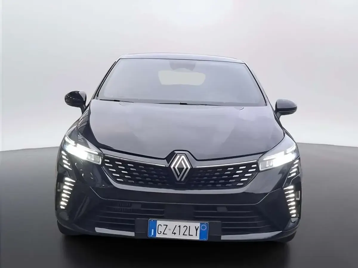 Usata Renault Clio V Techno 91 CV (66 kW) 2025 Nero Berlina