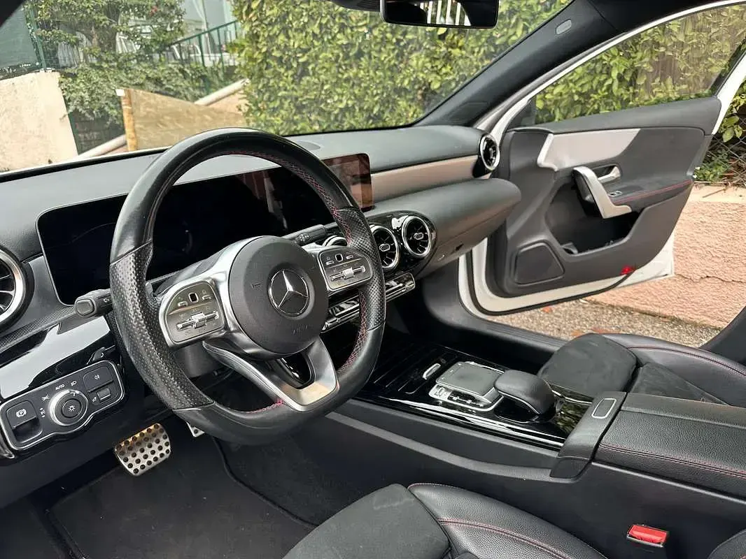 Usata Mercedes A200 Premium 163 CV (119 kW) 2018 Berlina