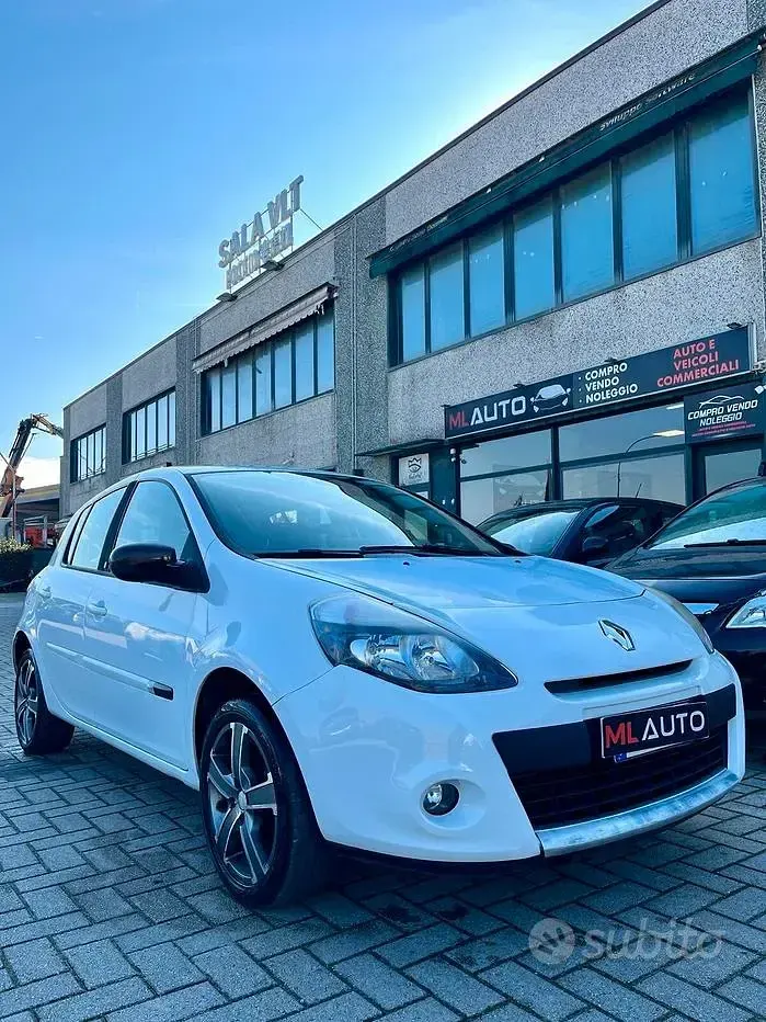 Usata Renault Clio IV 75 CV (55 kW) 2012 Nero Berlina