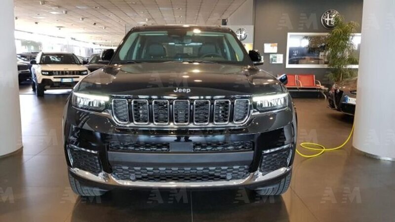 Usato 2023 Jeep Grand Cherokee 2.0 El 379 CV (83.250 €)