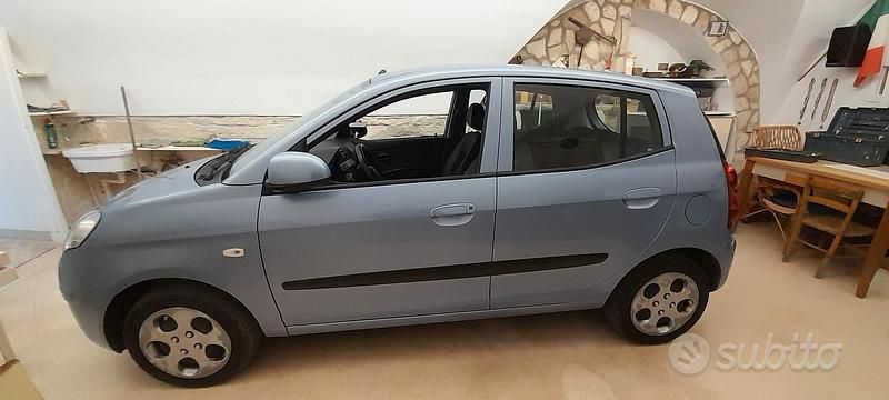 Usata Kia Picanto 62 CV (45 kW) 2011 Blu Utilitaria