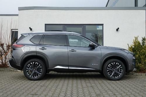 Nuova Nissan X-Trail 213 CV (156 kW) 2026 Grigio SUV