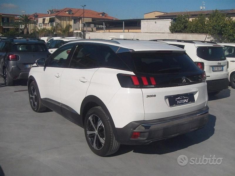 Usata Peugeot 3008 Allure 120 CV (88 kW) 2018 Bianco SUV