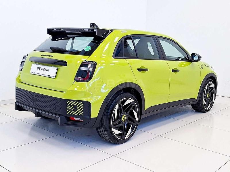 Nuova Abarth 600e Turismo 177 kW (241 CV) 2025 Acid green SUV