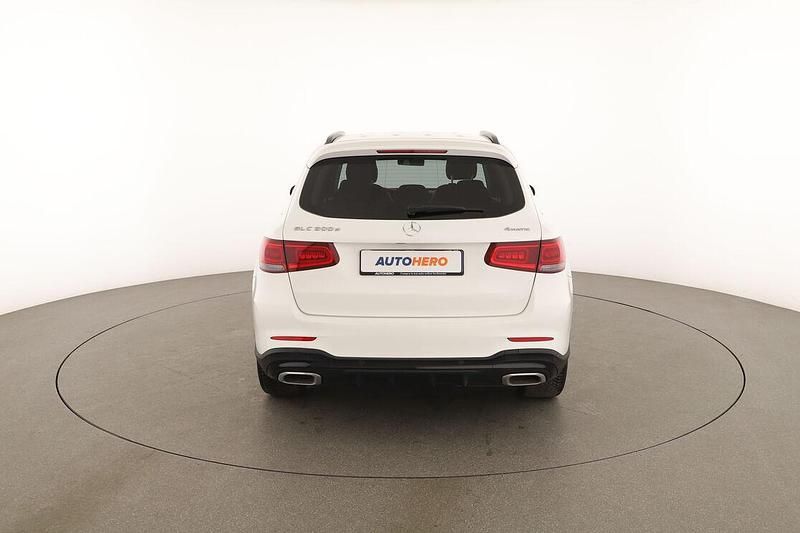 Usata Mercedes GLC300 Premium 245 CV (180 kW) 2022 Bianco